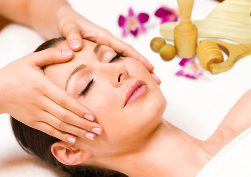Maderoterapia facial + Masaje